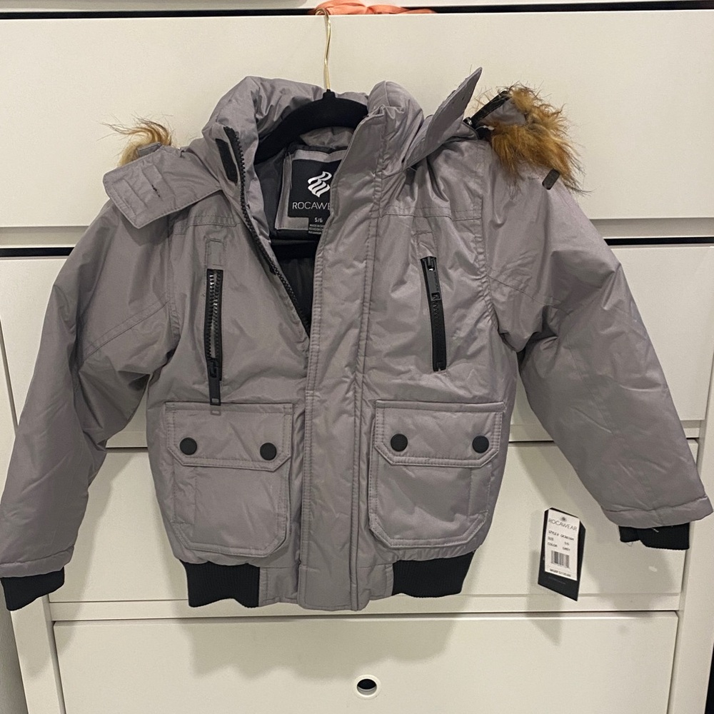 Rocawear Light Gray Hooded Puffer Jacket with Faux Fur Hood